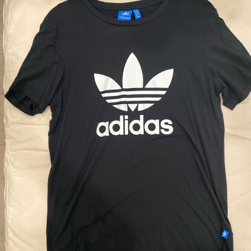 Classic black Adidas logo tshirt